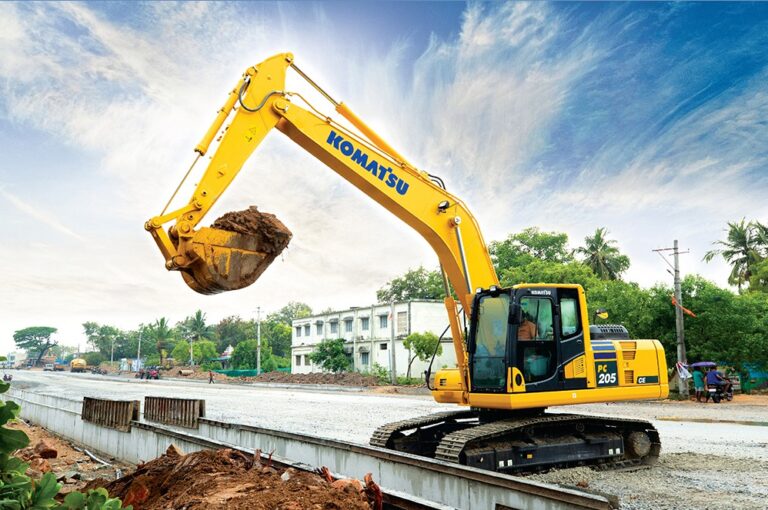 Komatsu PC205 Price in India