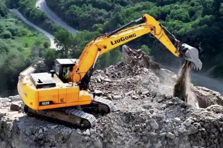 Top Models 34 Liugong 22-ton Excavator