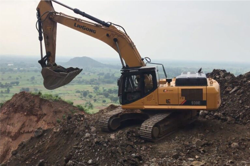 desi-machines-liugong-excavator-939e-1