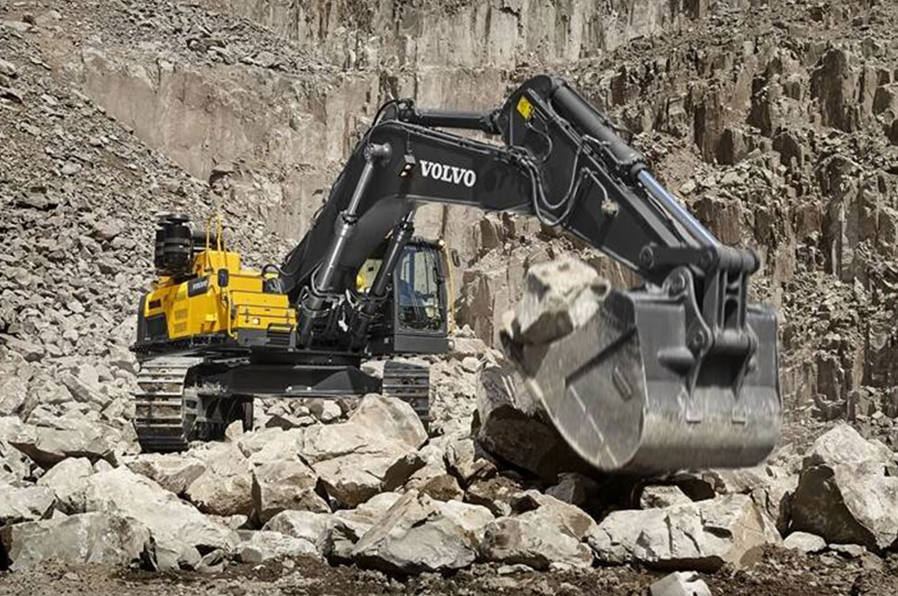 desi-machines-volvo-excavator-ec750d-4