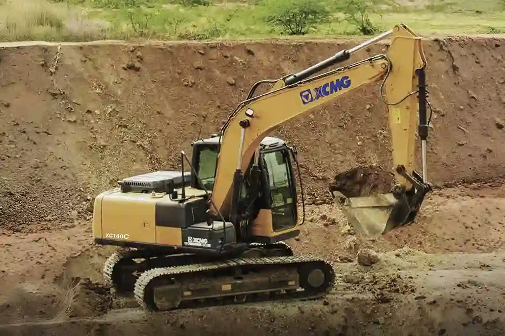 desi-machines-xcmg-excavator-xe140c-featured.jpg (1)
