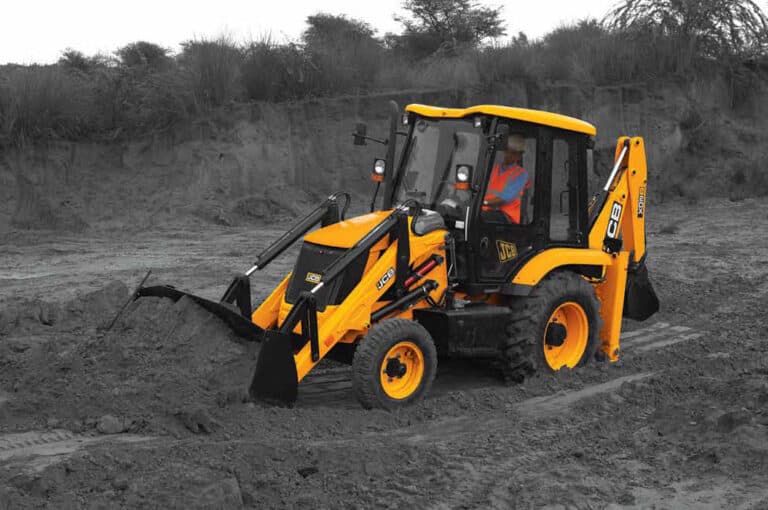 JCB 2DX On Road Price