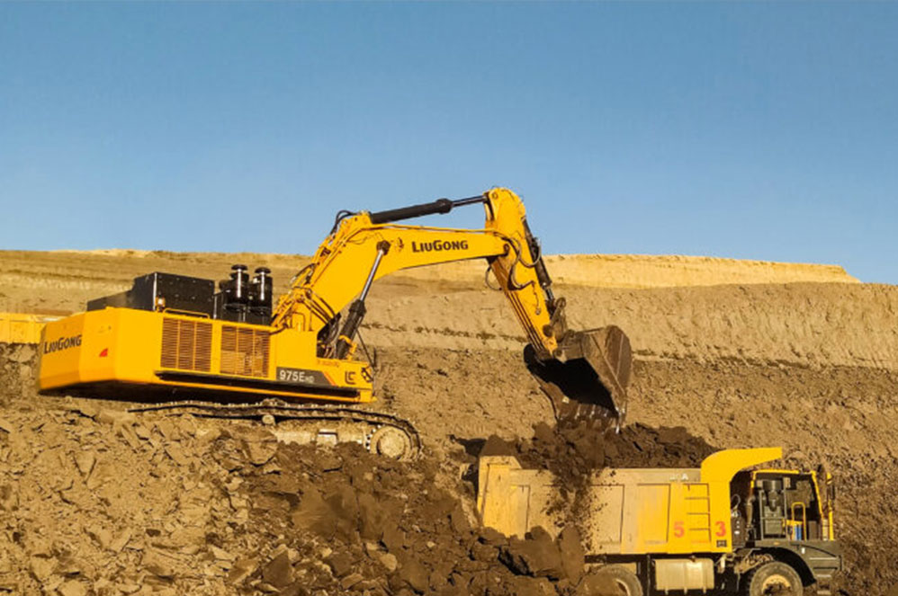 desi-machines-excavator-liugong-975e-hd-1