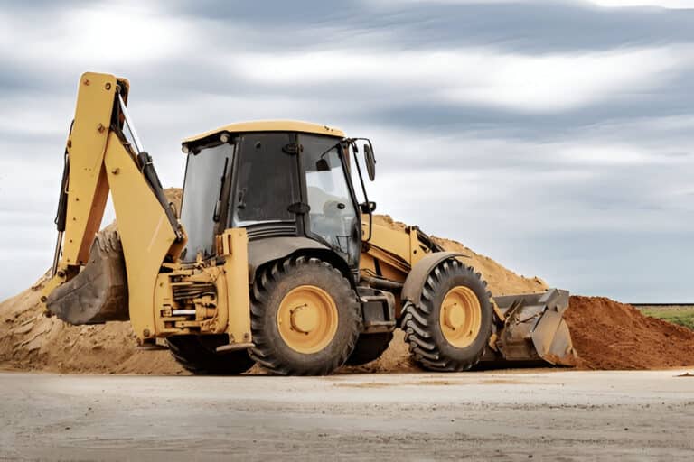 Backhoe Loader Purchase Guide – What You Should Know