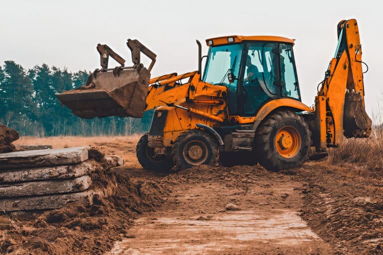 Role of Backhoe Loaders in Urban Construction