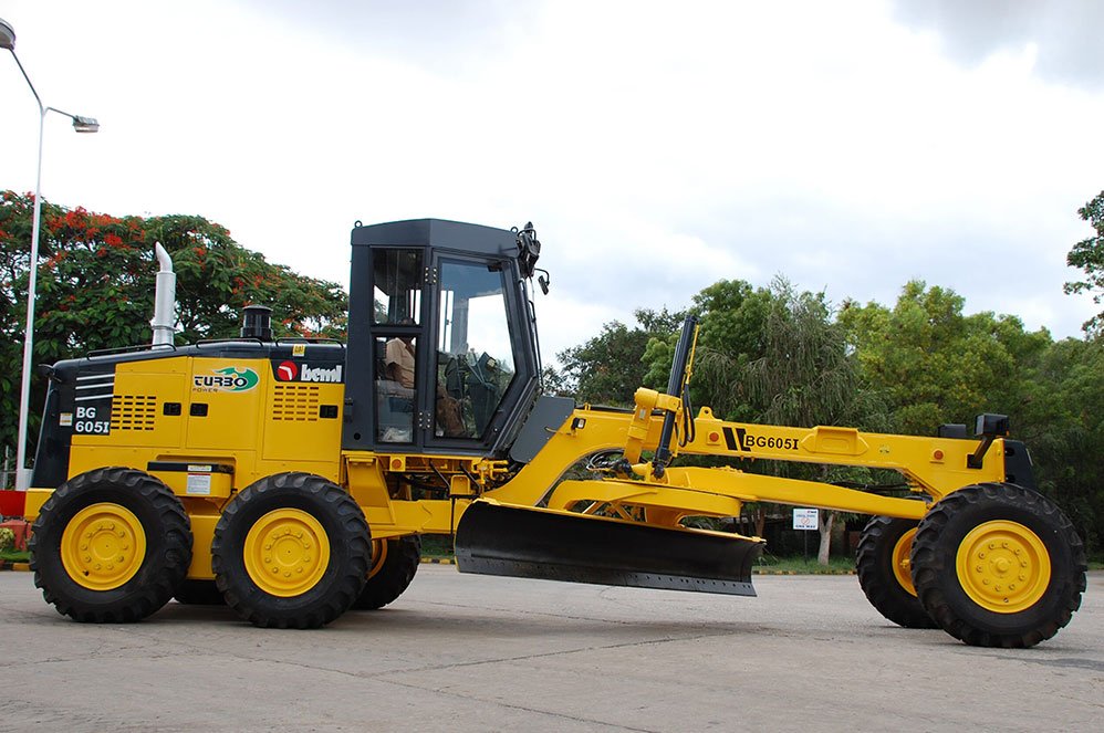 desi-machines-motor-grader-beml-bg605i-1