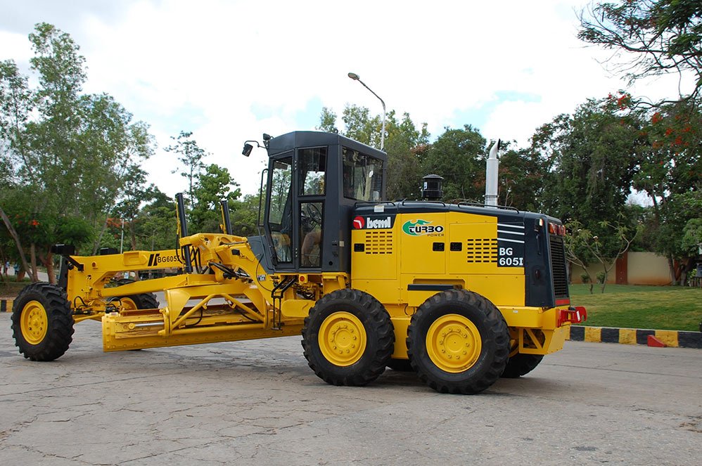 desi-machines-motor-grader-beml-bg605i-2
