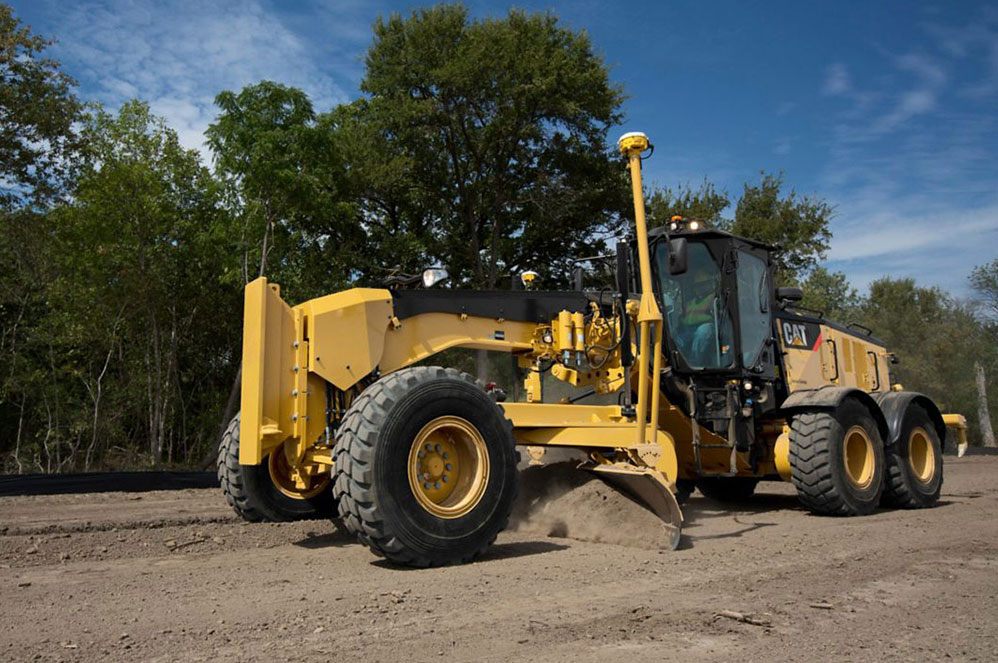 desi-machines-motor-grader-cat-14m3-3
