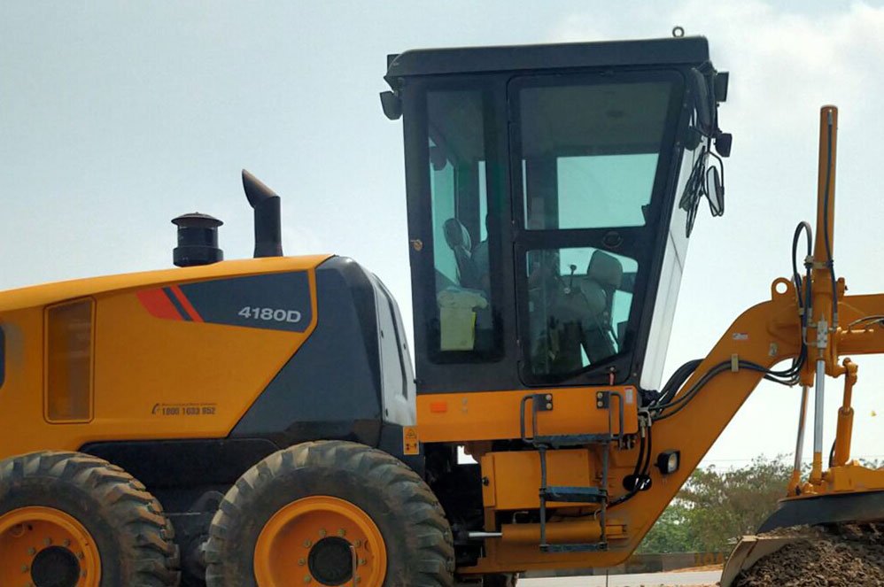 desi-machines-motor-grader-liugong-4180d-3