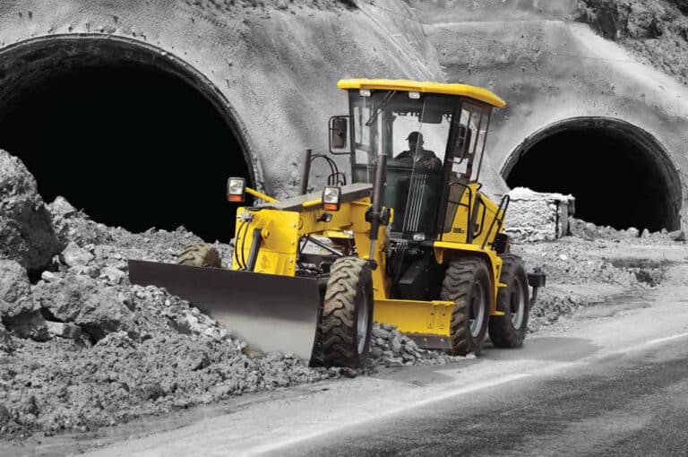 Mahindra G95 Grader