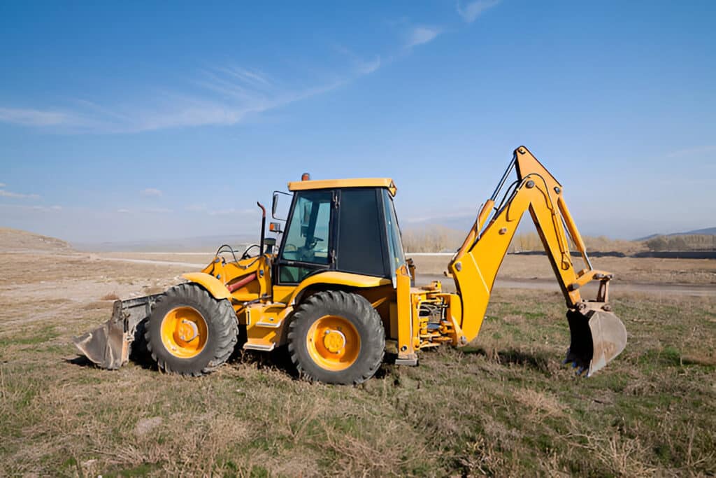 Key Differences Between Backhoe Loader and Wheel Loader