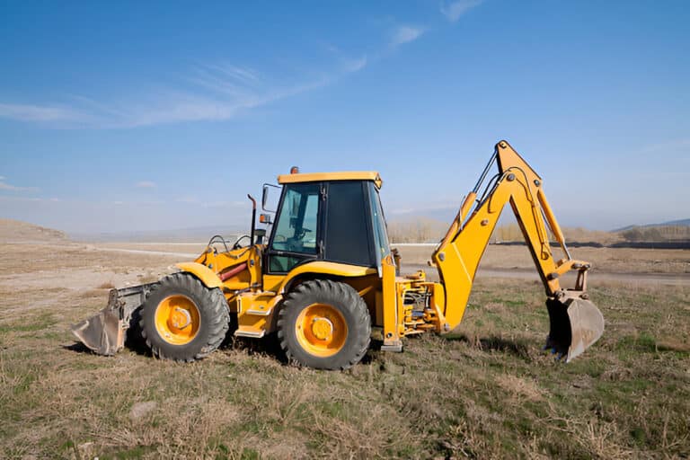 Top Backhoe Loader Manufacturers in India: A Comprehensive Guide