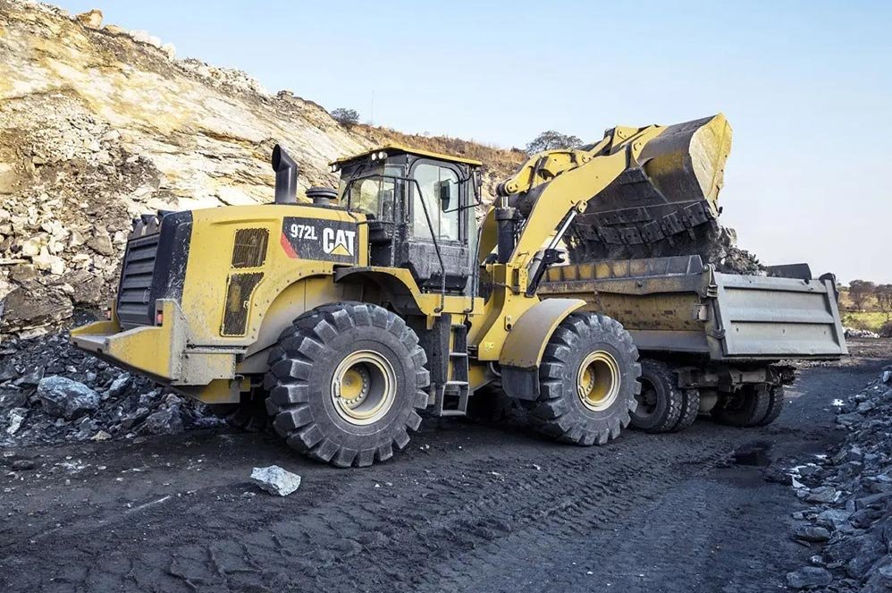 desi machines cat 972l wheel loader 1