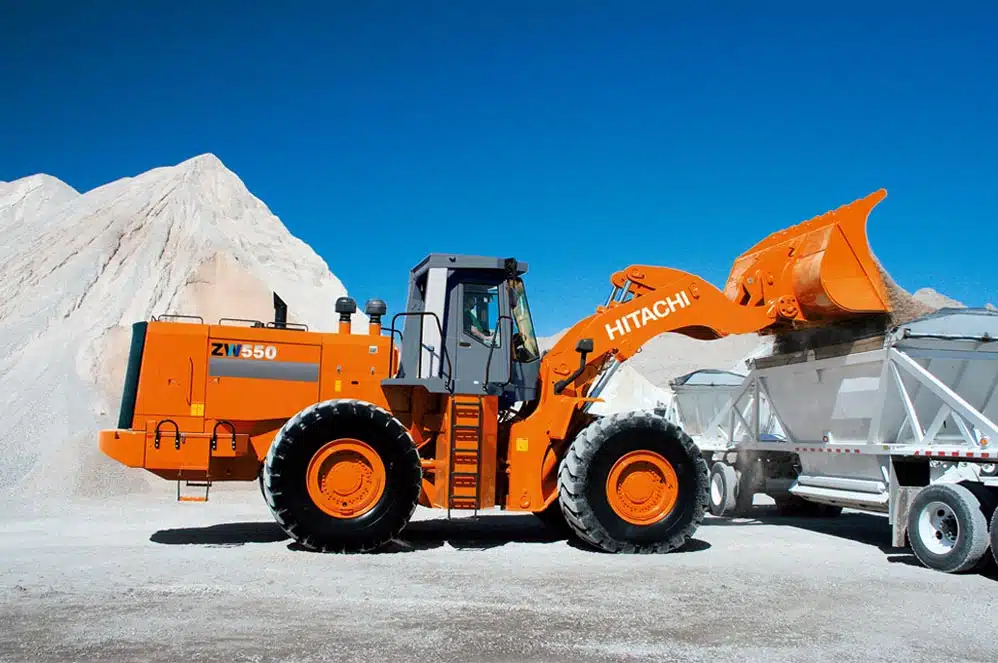 desi-machines-tata-hitachi-