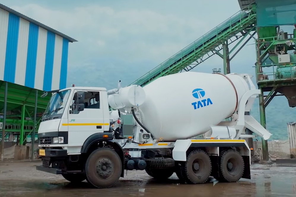 desi-machines-tata-lpk-2821.k-fe+-rmc-transit-mixer-2