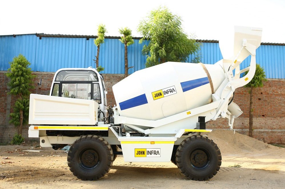 desi-machines-john-4.3-cm-self-loading-concrete-mixer-gallery-2