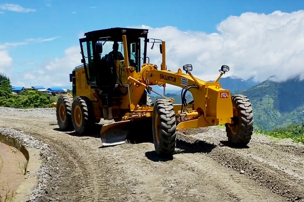 desi-machines-shantui-sg15-G-motor-grader-gallery-3