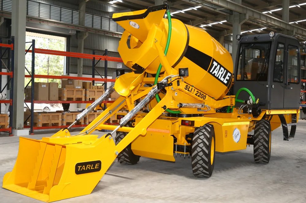desi-machines-tarle-slm2200-self-loading-concrete-mixer-gallery-1