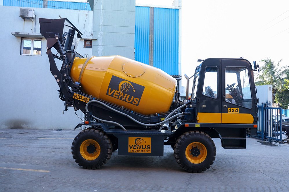 desi-machines-venus-ultra-3.0-self-loading-concrete-mixer-gallery-1