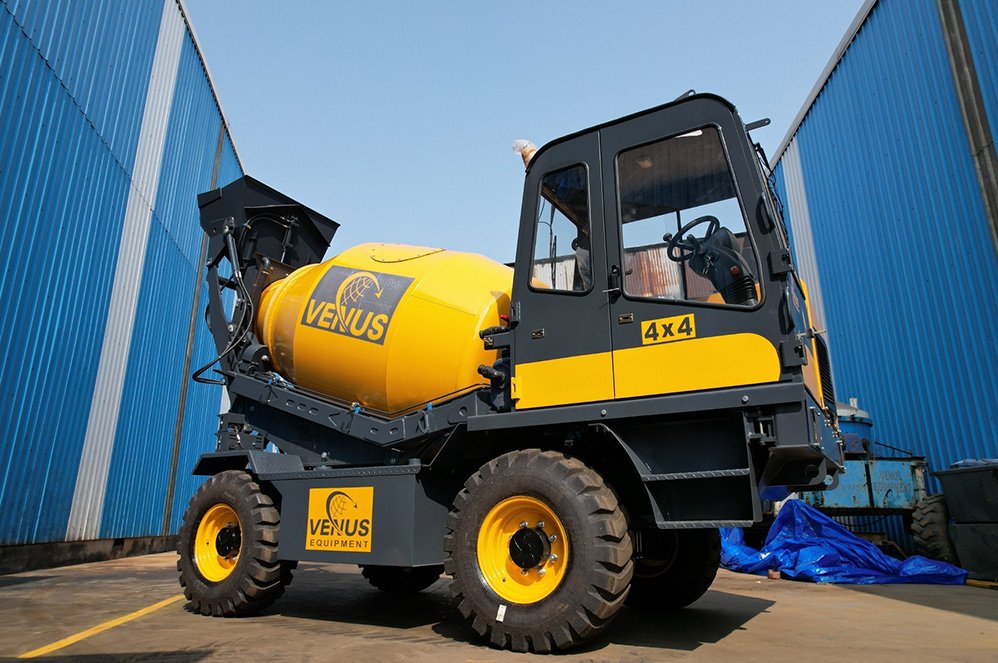 desi-machines-venus-ultra-3.0-self-loading-concrete-mixer-gallery-2