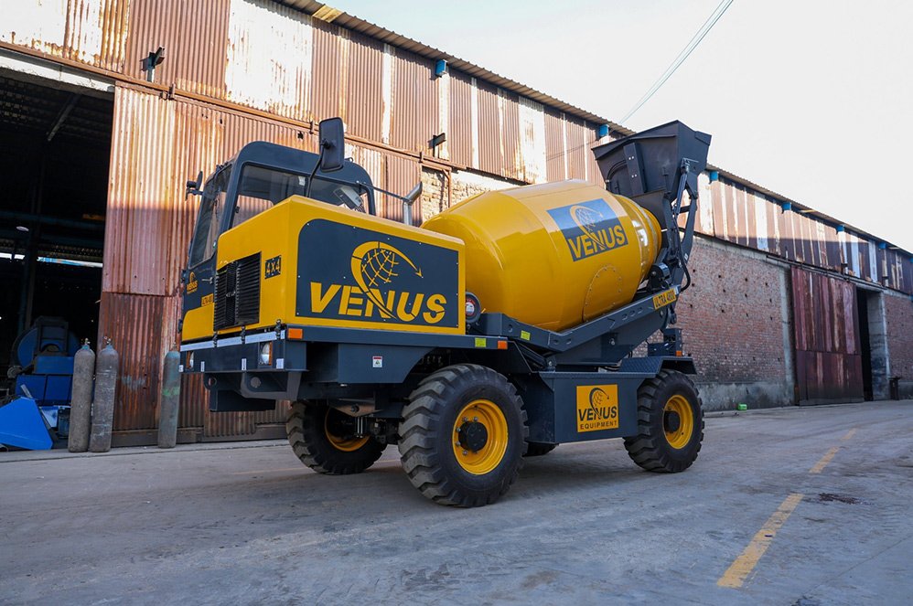 desi-machines-venus-ultra-4.0-self-loading-concrete-mixer-gallery-2