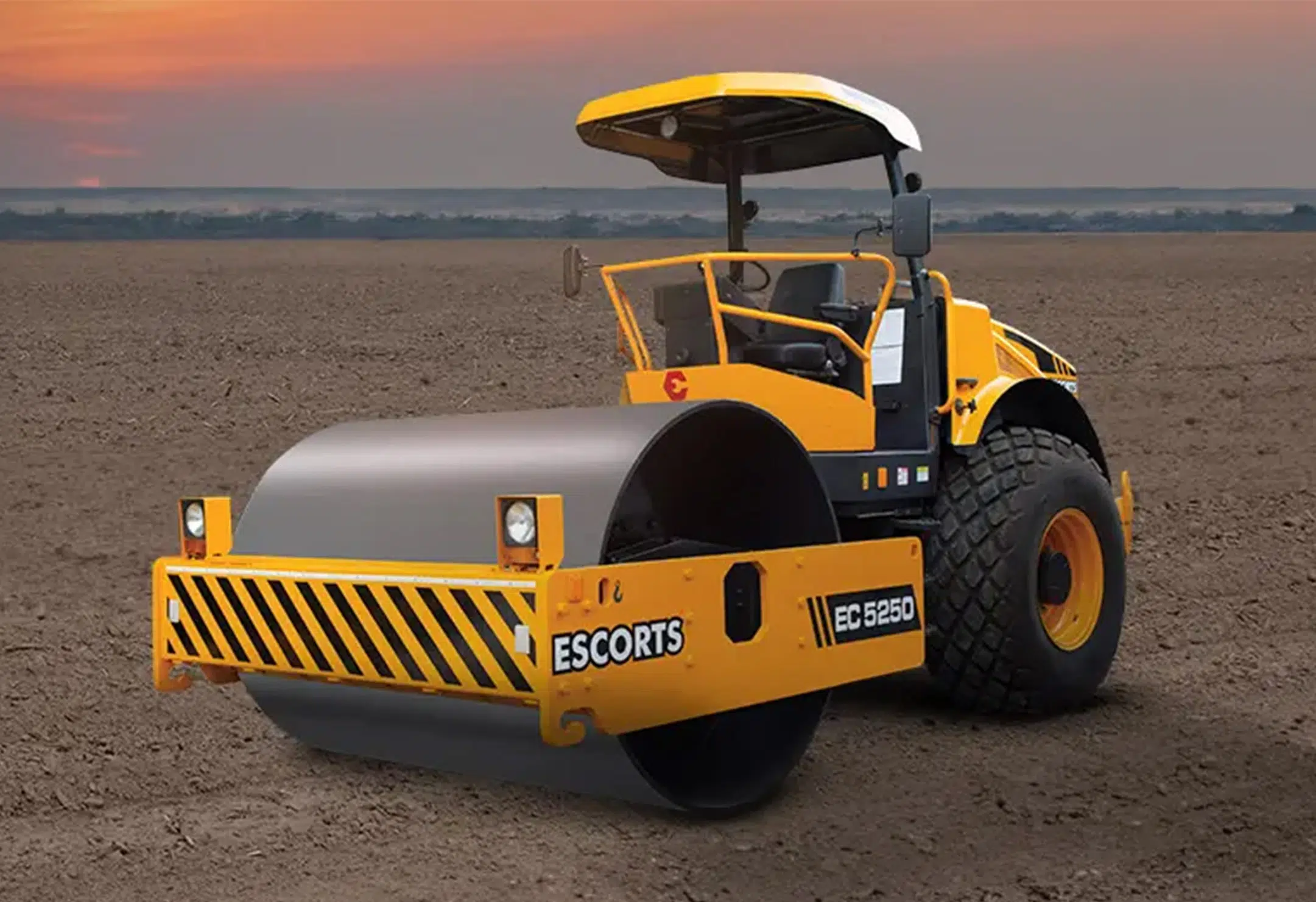 Top 10 Roller Compactor Brands & Popular Models in India 6 Escorts EC 5250 Soil Compactor Roller | Desi Machines