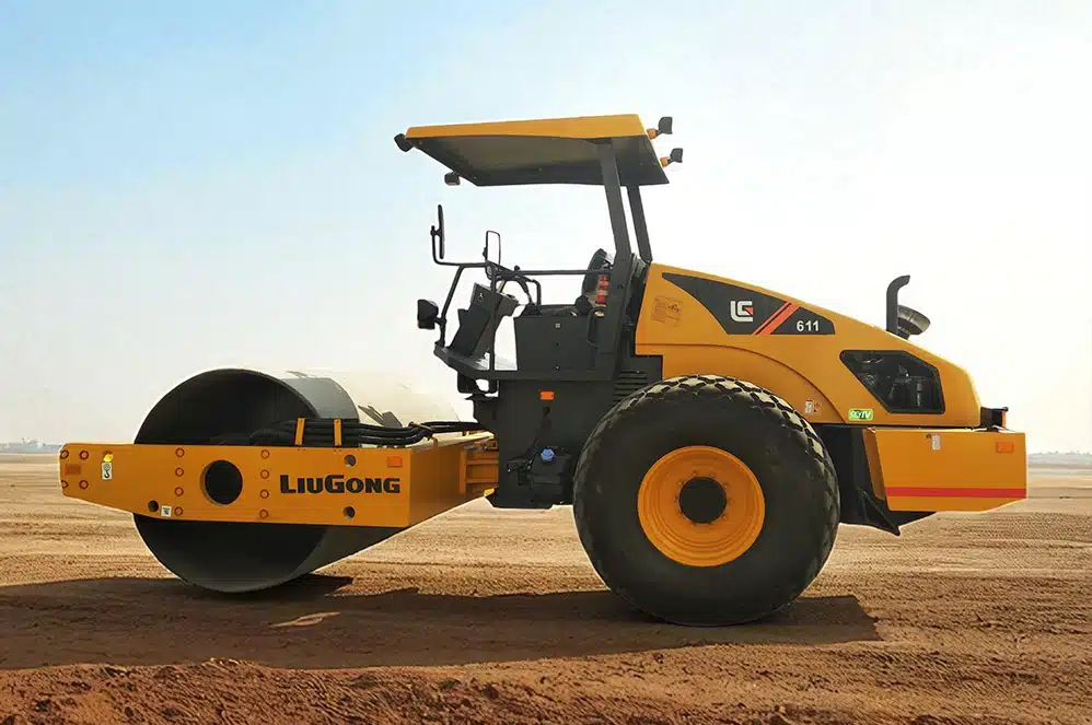 LiuGong 611 Soil Compactor Roller | Desi Machines