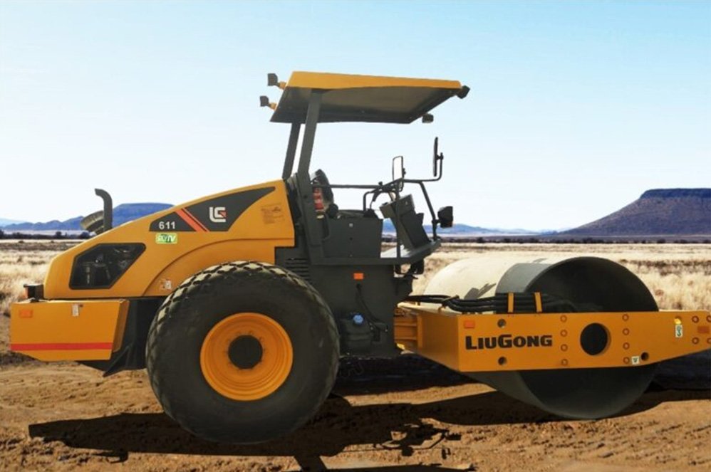desi-machines-liugong-611-soil-compactor-gallery-1