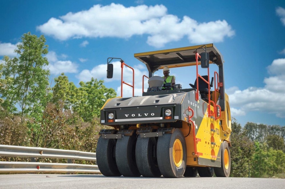 desi-machines-volvo-pt220-pneumatic-tyred-roller-gallery-2