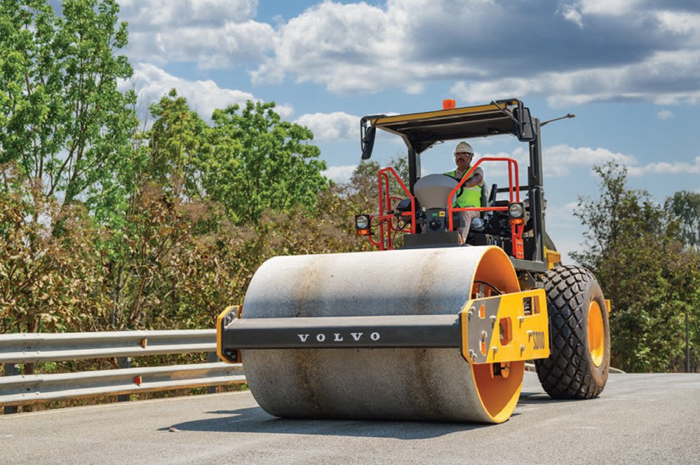 desi-machines-volvo-sd110-soil-compactor-gallery-1