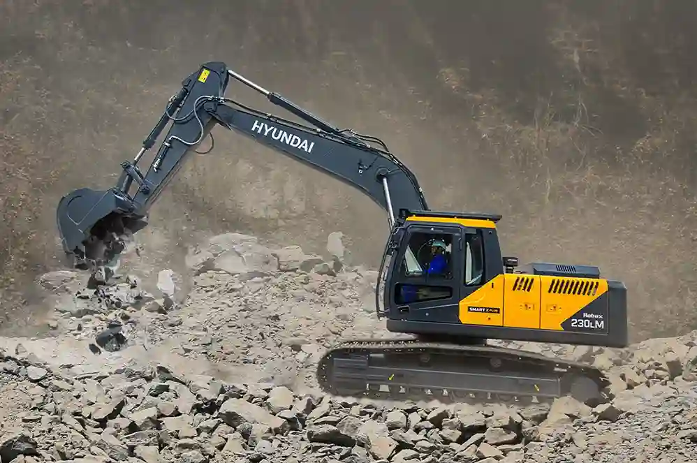 desi-machines-hyundai-r230lm-smart-x-plus-excavator-featured (1)