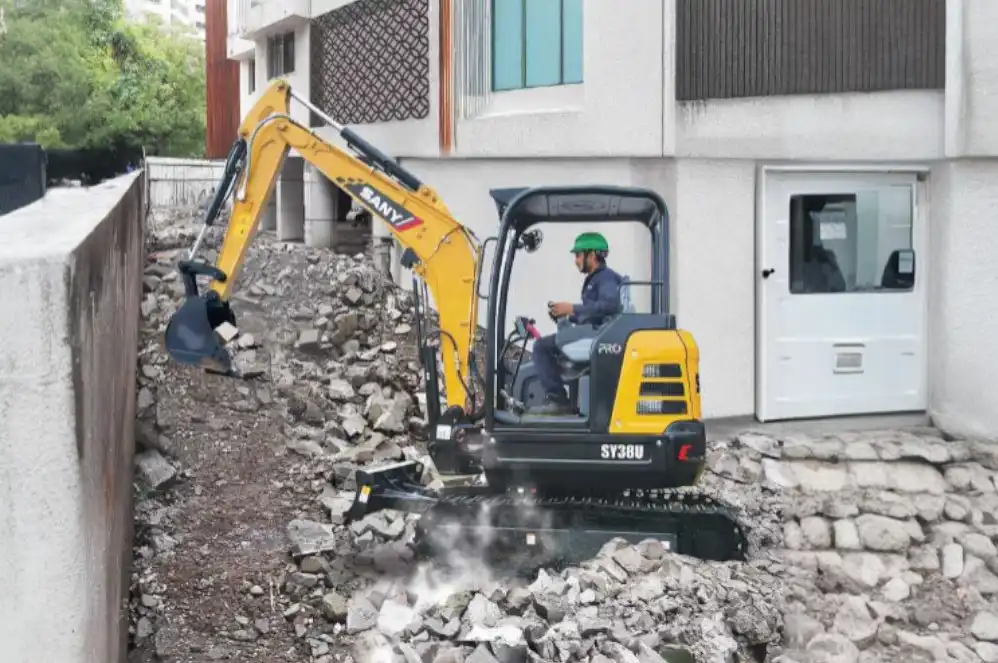 desi-machines-sany-sy38u-pro-mini-excavator-featured-image-1.webp
