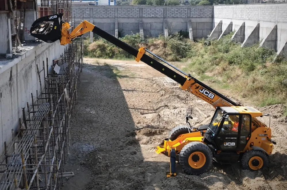 JCB 530-110 Fixed Boom Telehandler
