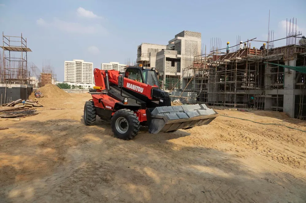 MANITOU MXT 840 K Fixed Boom Telehandler