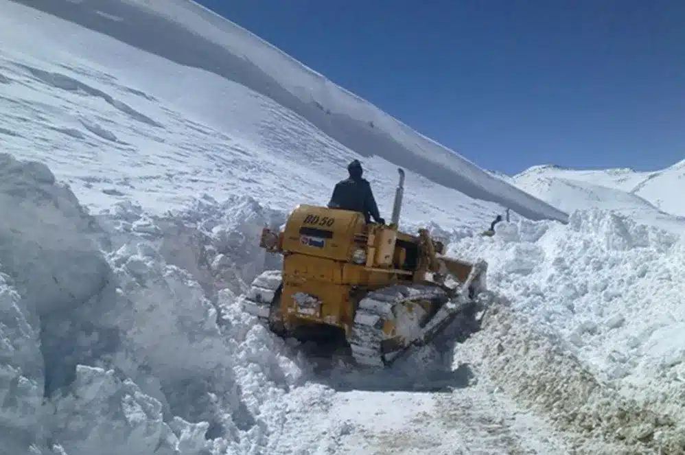 desi-machines-beml-bd50-dozer-gallery-1