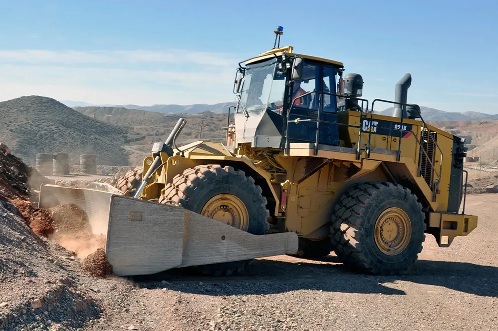 desi-machines-cat-824k-wheel-dozer-gallery-1