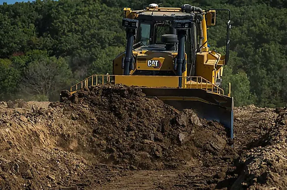 desi-machines-cat-d11-dozer-gallery-1