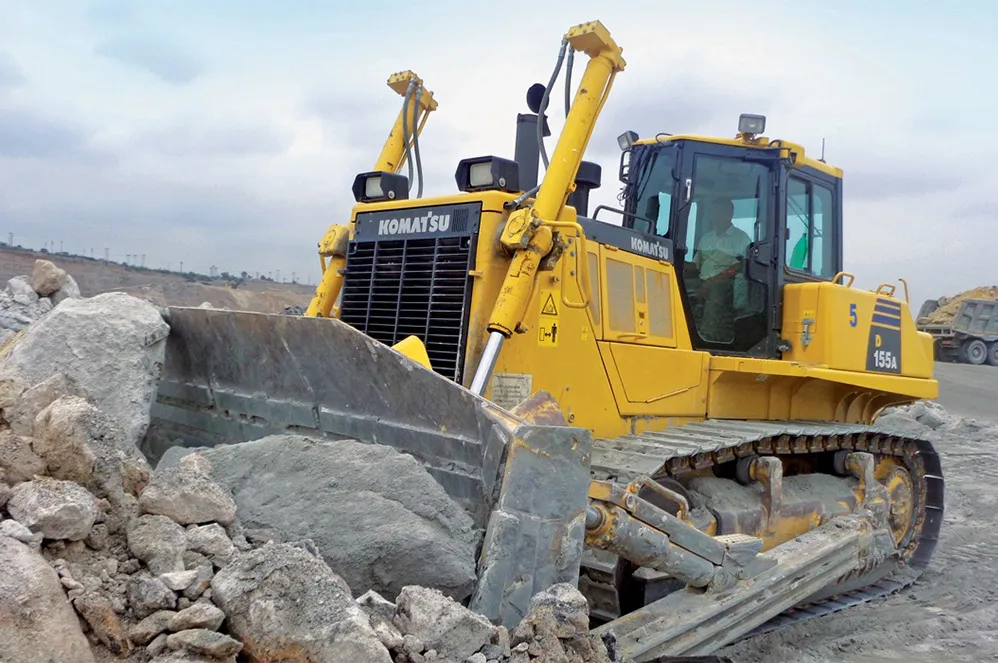 desi-machines-komatsu-d155a-6r-dozer-gallery-2
